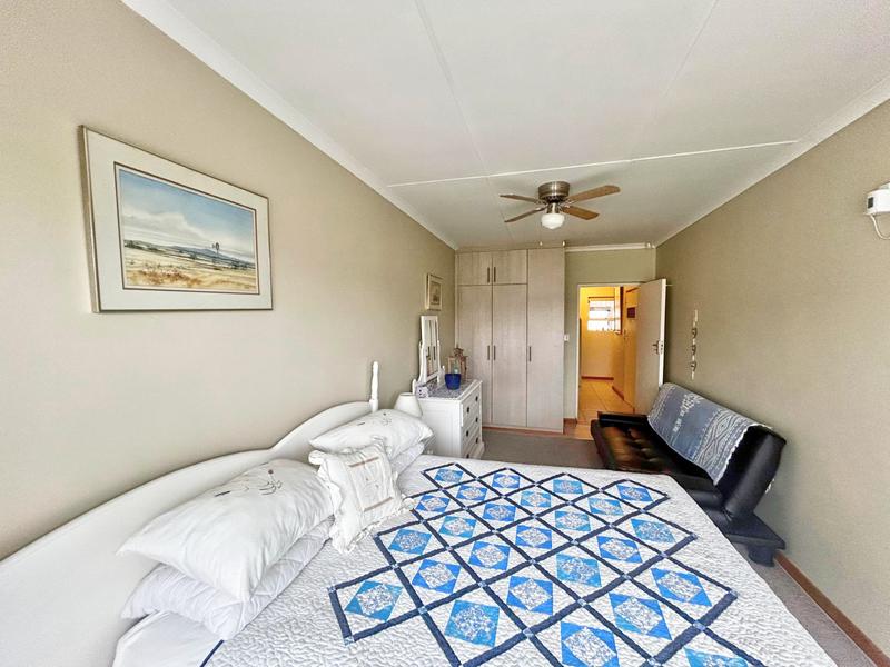 4 Bedroom Property for Sale in Stilbaai Wes Western Cape